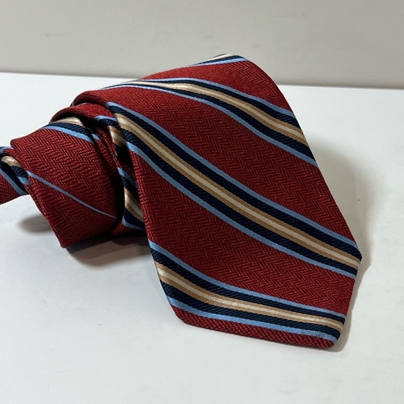 Brooks Brothers Woven in Italy Made in USA Elegant Striped Red Tie Power EUC - Picture 1 of 8